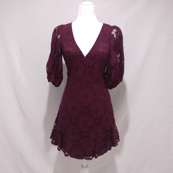 NWOT Saints + Secrets Maroon Lace Floral Dress - Picture 2 of 10